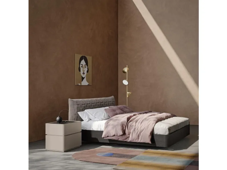 Letto in Rovere con testiera in tessuto imbottito e trapuntato Tender di Morassutti