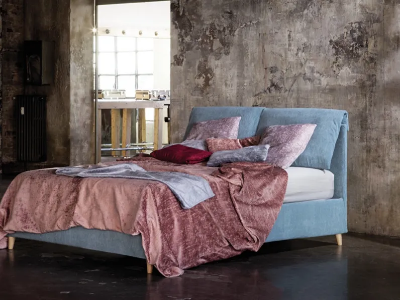 Letto con testiera con cuscini imbottiti Teseo di Confortplus