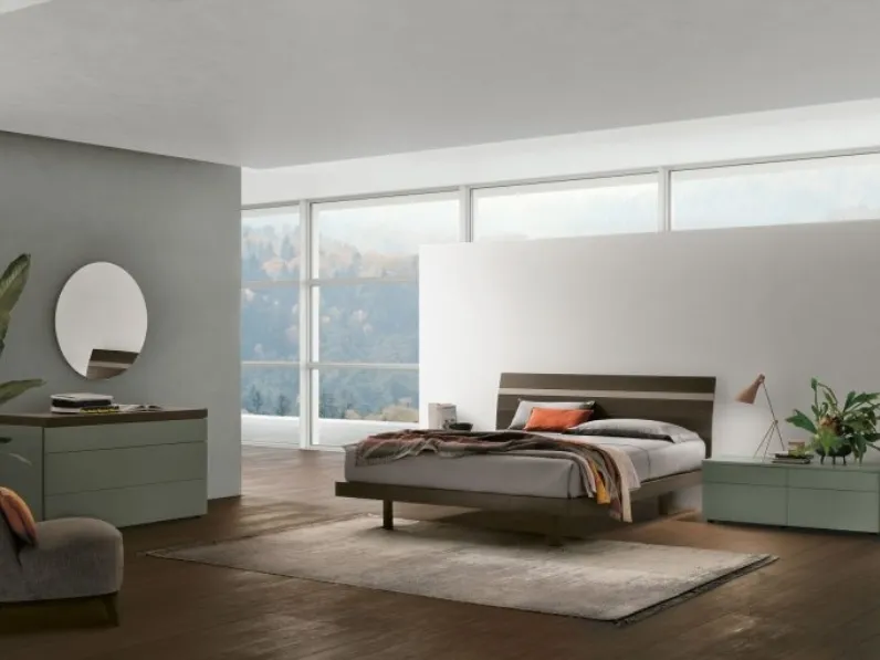 Letto con testiera Joker in materico rovere moka di Tomasella