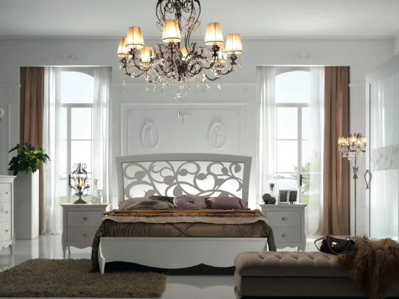 Letto Unica 04 in legno laccato di Passione Italiana