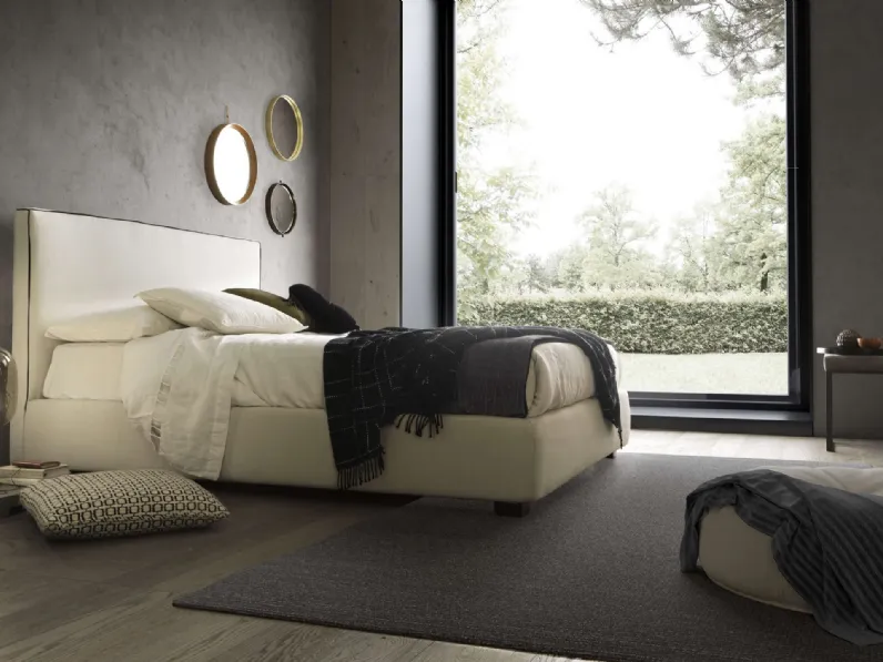 Letto con testiera Gross Grain di Valentini
