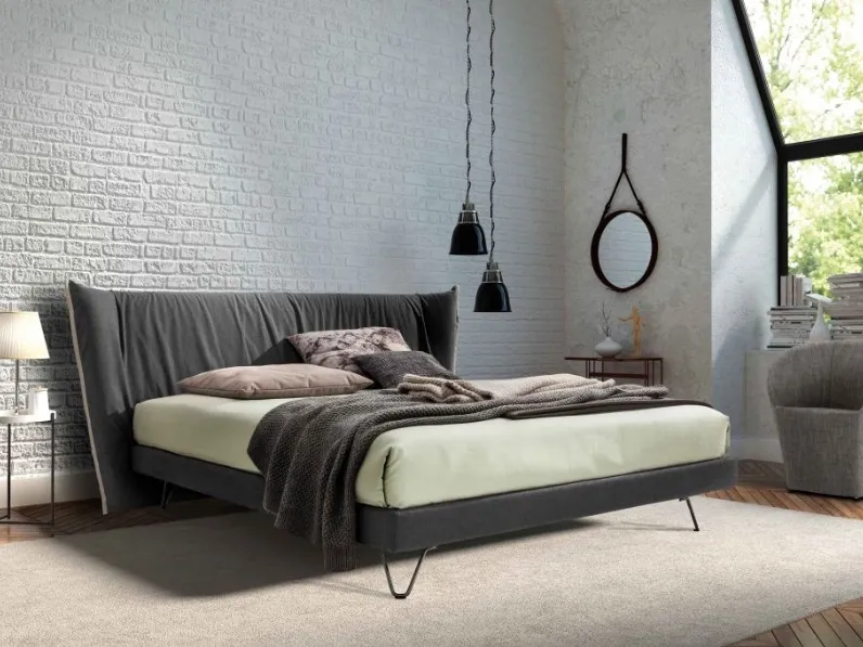 Letto con testiera avvolgente in tessuto imbottito Volo di Confort Line