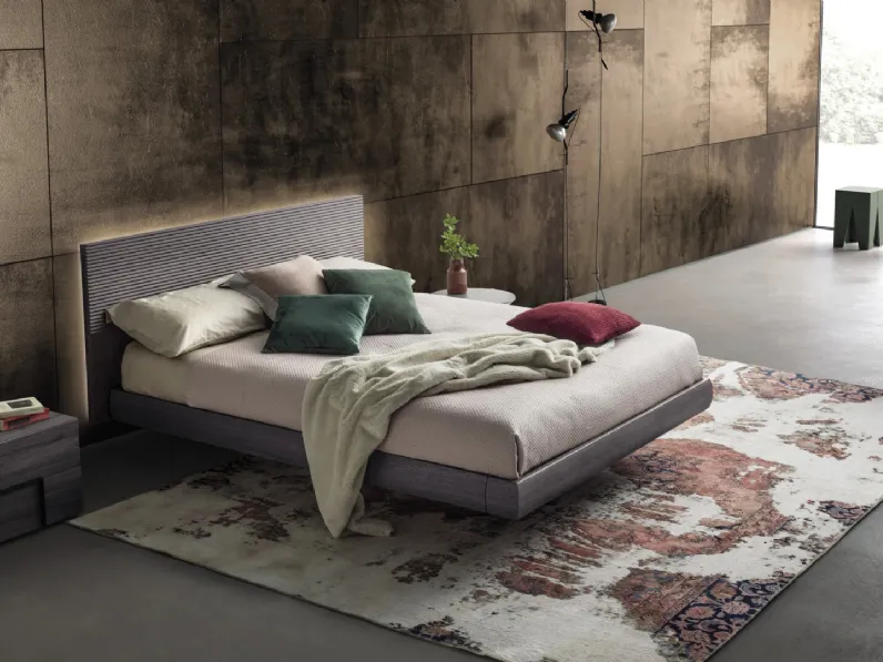 Letto Zen con testiera effetto sospesa di Devina Nais