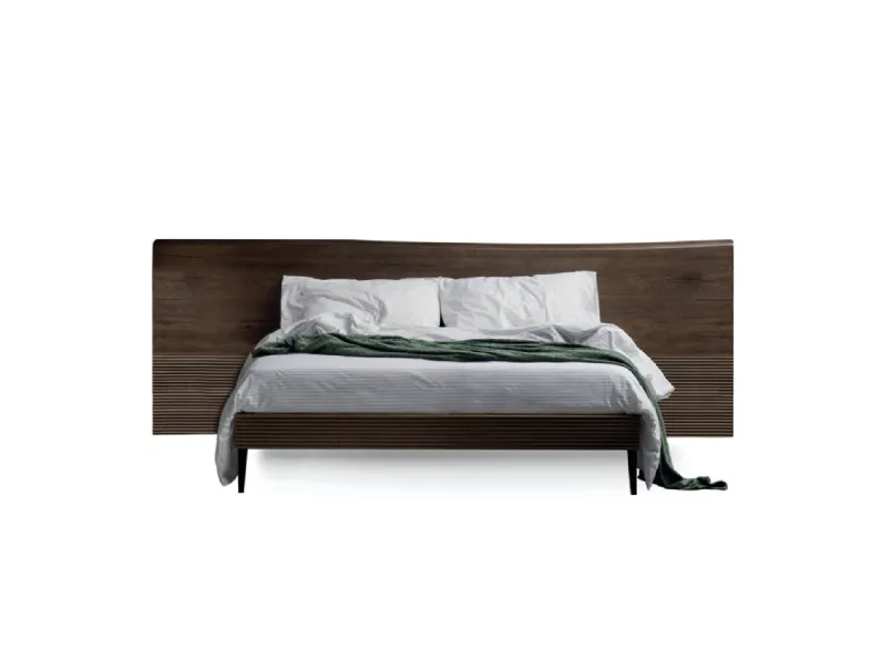 Letto Zen con testiera a terra di Devina Nais