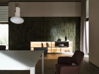 La Libreria 505 UP SYSTEM 09 di Molteni & C è un elemento di design modulare e versatile.