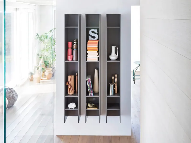 Libreria sospesa Butterfly di Novamobili