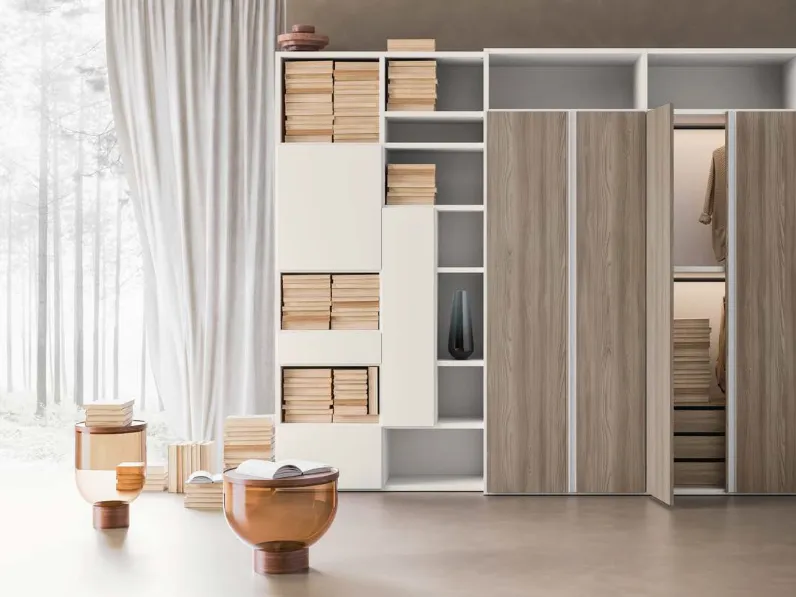 Libreria a muro Composizione Time M13 in finitura Perla e Forestal Brown di Marka Total Living
