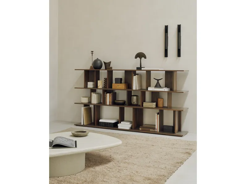 Libreria Irregular in teak di Ethnicraft