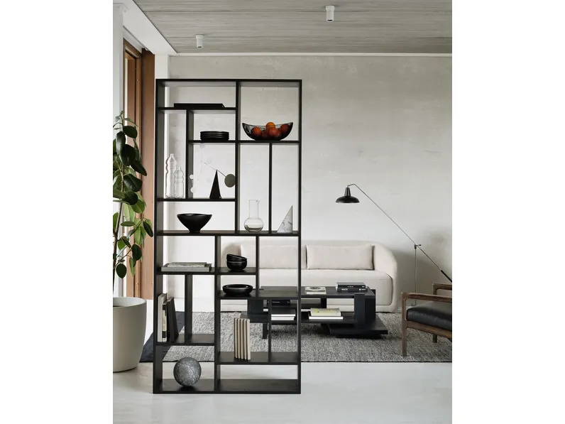Libreria M in rovere nero di Ethnicraft