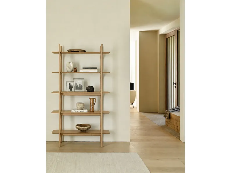 Libreria PI in rovere di Ethnicraft