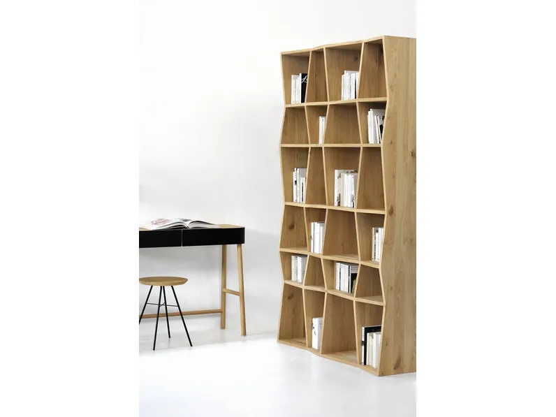 Libreria Z in rovere di Ethnicraft