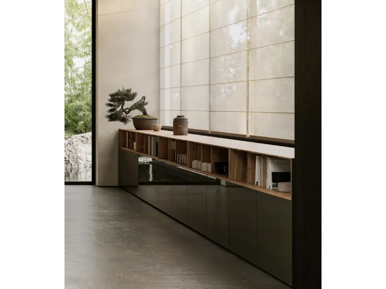 Libreria LT40 in laccato lucido e legno di Lema