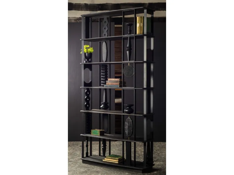 Libreria divisoria Nevel 120-228 in legno con elementi decorativi realizzati in legno massello di MOS-Design