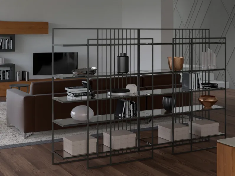 Libreria divisoria Noah in metallo con ripiani in vetro di Linegianser
