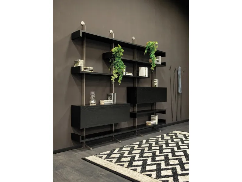 Libreria a muro in legno con montanti in metallo Plan di Tonin Casa