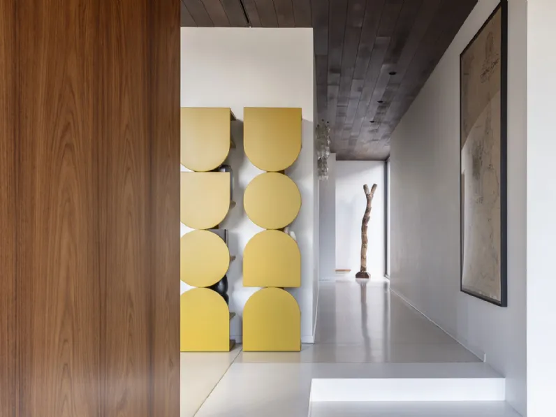 Libreria Shape Tower di Mogg