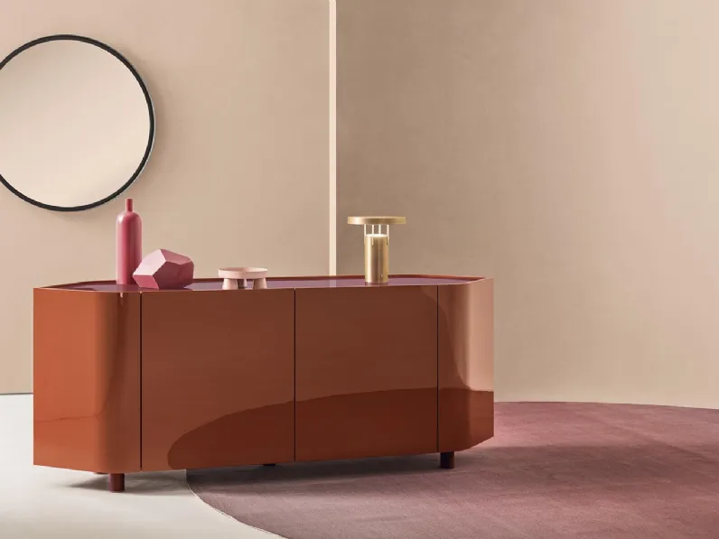 Madia Gioberg in laccato lucido Anfora di Alf Da Frè