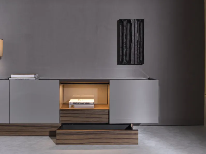 Madia Archway in laccato lucido Grigio con base e top in legno di Molteni & C