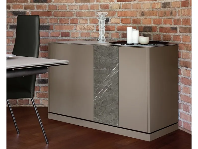 Madia Contour 125 02  in MDF laccato opaco con inserto in ceramica di Domitalia