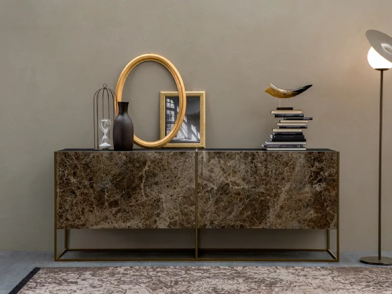 Madia Coral in gres porcellanato con base in metallo laccato di Tonin Casa