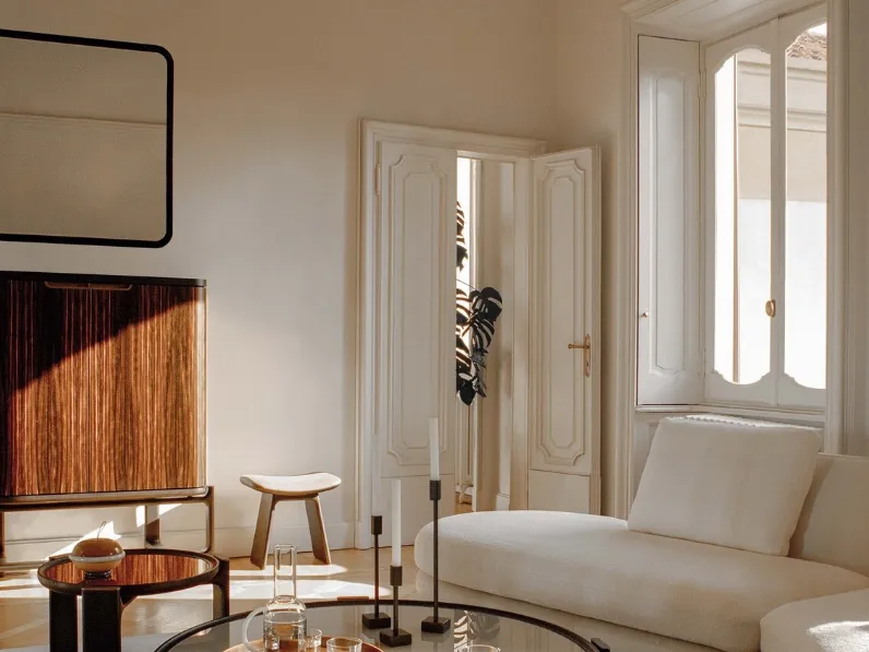 Madia Duo Cabinet alto in legno finitura ebano di Poltrona Frau