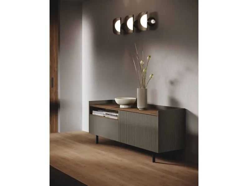 Madia Ellington & Base di GF Interiors