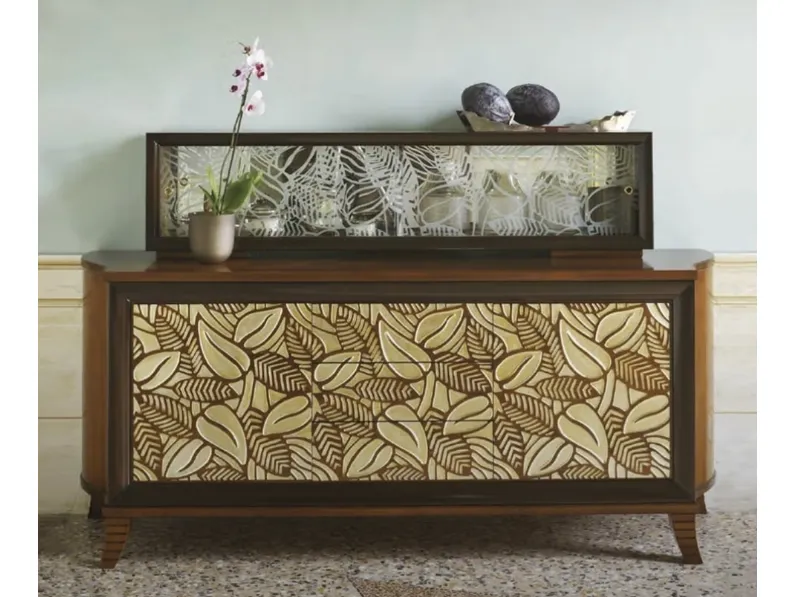 Madia in legno di noce con frontale ninfea bicolore abbinata ad alzatina a due ante scorrevoli in vetro sabbiato Grand Etoile 001B di Cantiero