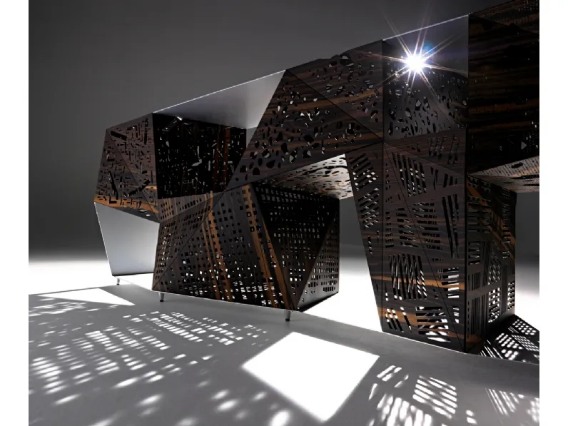 Madia di design in legno traforato a laser e metallo Riddled Buffet di Horm