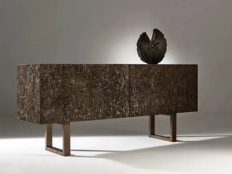 Madia in legno Corteccia finitura Metallo Liquido di Laura Meroni