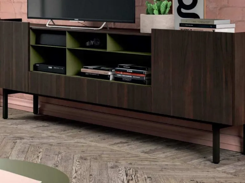 Madia LK04/2 in materico rovere e laccato di Cinquepuntozero