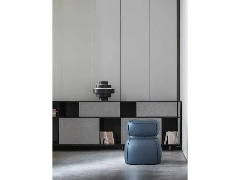 Madia Lloyd Tex Cabinet basso di Poltrona Frau