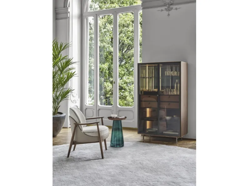 Madia Matics Bar in legno con ante in vetro di Porada