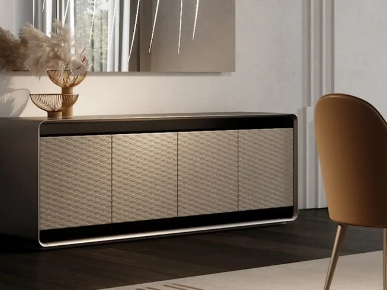 Madia in legno laccato Bronze con 4 ante rivestite in pelle trapuntata Oh Buffet di Reflex