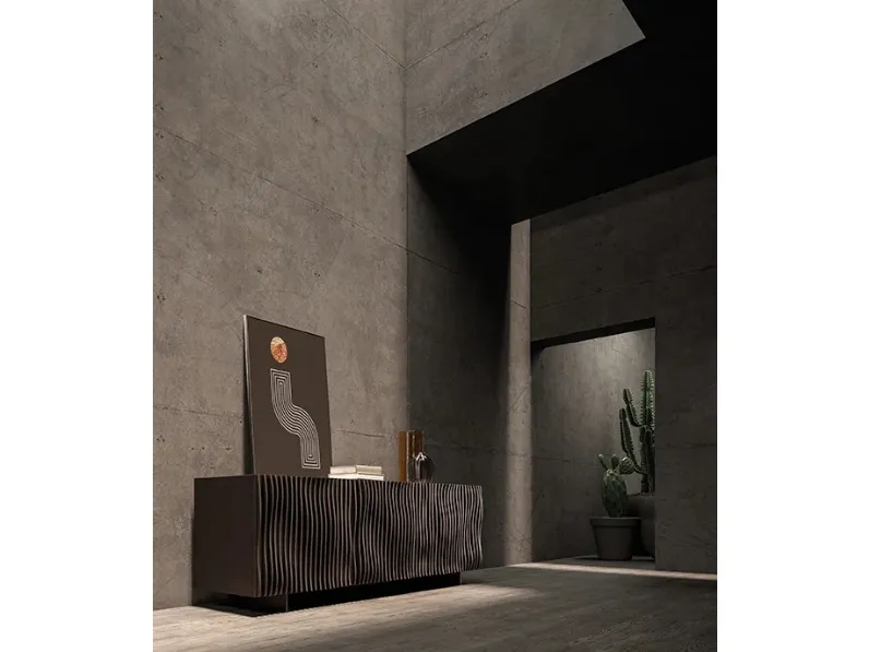 Madia Onda con ante in legno ondulato di Ozzio