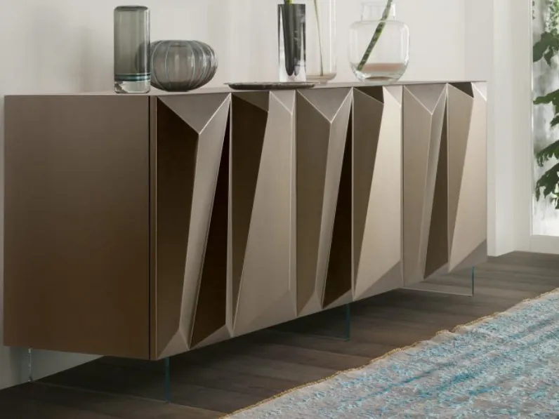 Madia di design in legno laccato Bronze con piedini in vetro trasparente Quartz Buffet di Reflex