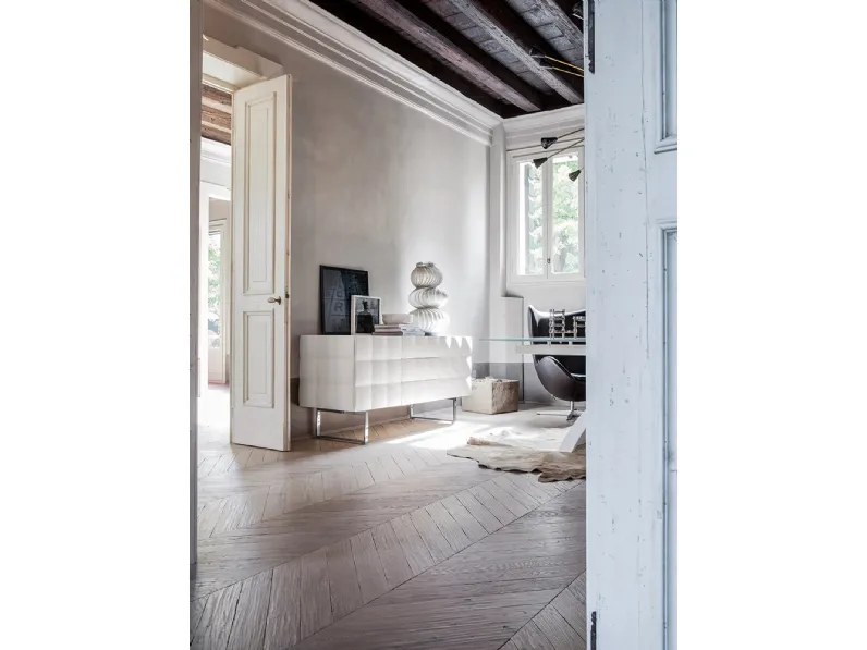 Madia Venice in laccato di Tonin Casa