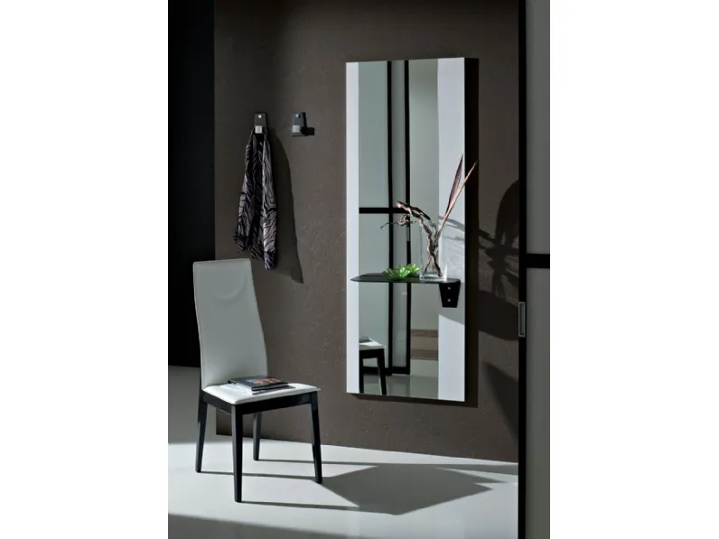 Mobile ingresso con specchio con fasce laterali in laccato Rosso Lia di La Primavera