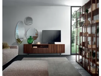 Mobile Porta Tv Line TV ante legno anche con piedini di Pacini e Cappellini