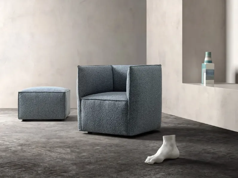 Poltroncina in tessuto dalla forma squadrata Craft di Samoa