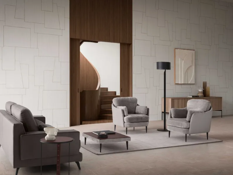 Poltrona in tessuto imbottito Galen di Le Comfort