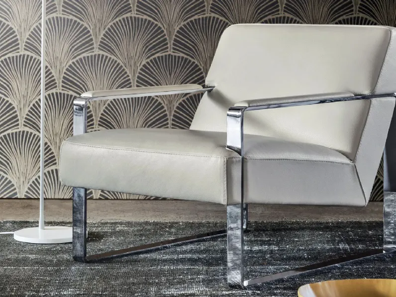 Poltroncina in pelle di design bassa Harper di Gurian