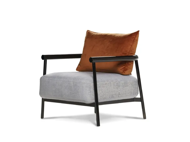 Poltroncina Nest in tessuto di Nicoletti Home