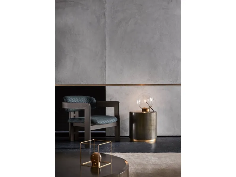 Poltroncina 0417 in tessuto con struttura in massello di frassino curvato tinto nero poro aperto di Gallotti&Radice