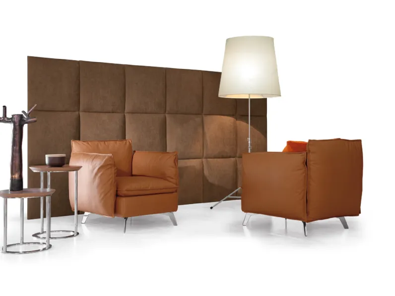 Poltroncina Aladine in pelle imbottita di Valmori