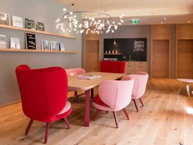 Poltroncina in tessuto Ariel di Moroso