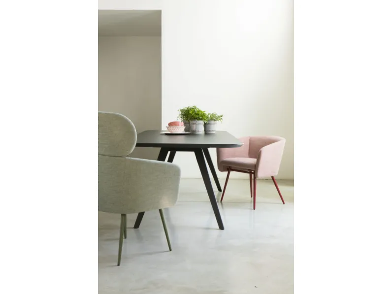 Poltroncina Balu in tessuto e metallo di TrabA'