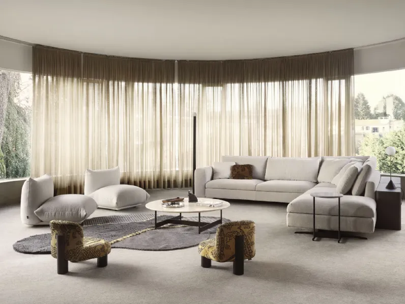 Poltroncina in tessuto Botolo Low version di Arflex