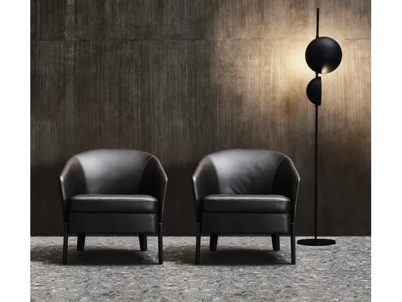 Poltroncina in pelle Chelsea di Molteni & C