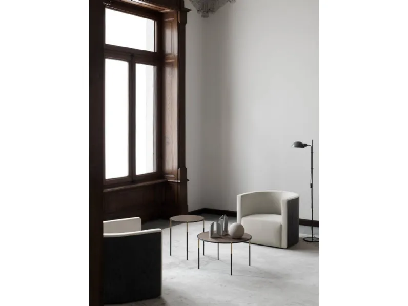 Poltroncina Confident Wood in tessuto e legno di Living Divani