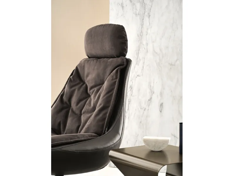 Poltrona Daya in ecopelle di Bontempi